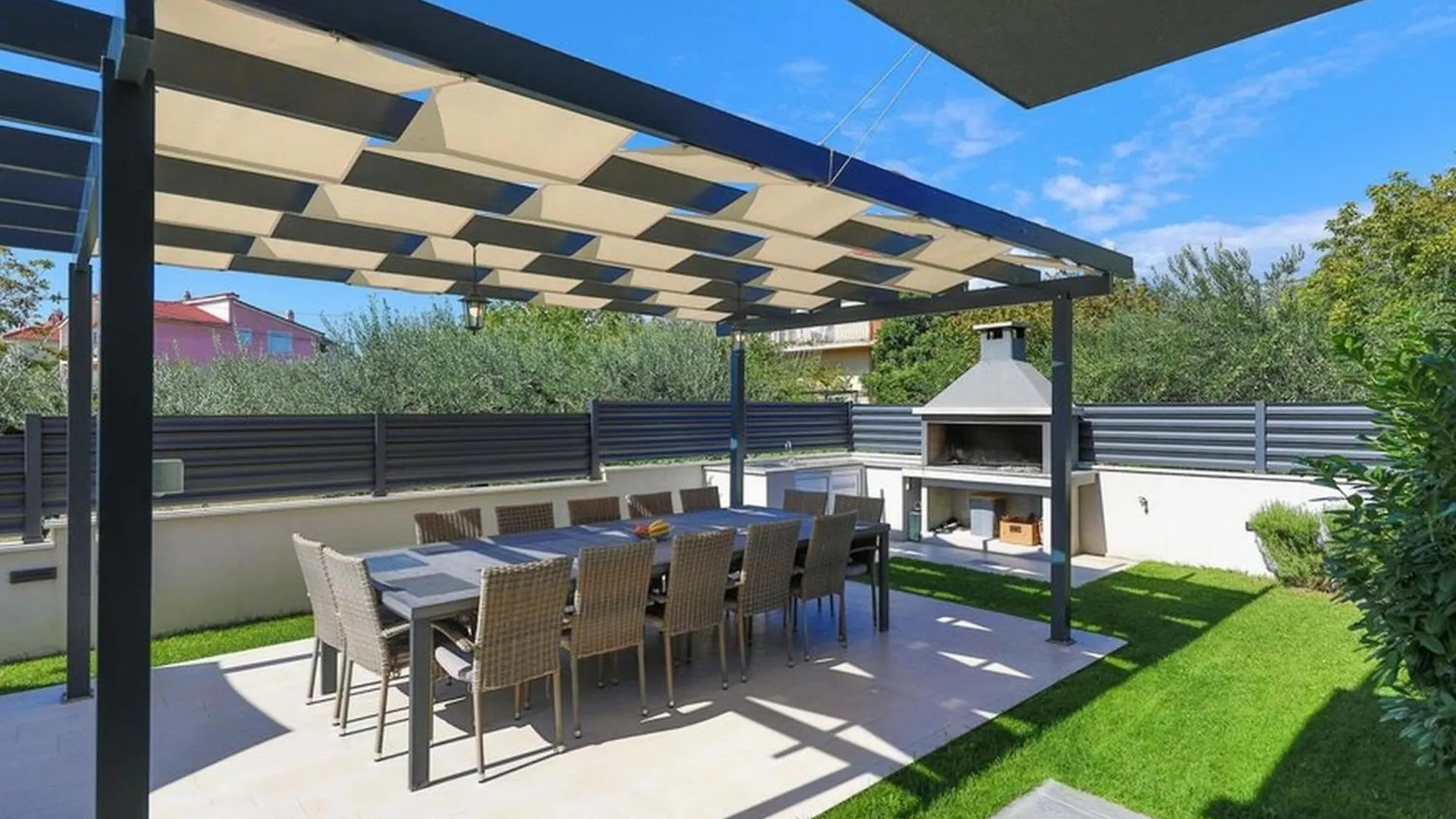 Modern Kastel Villa With Private Pool, Gym, And Large Outdoor Space Kastela Croatia