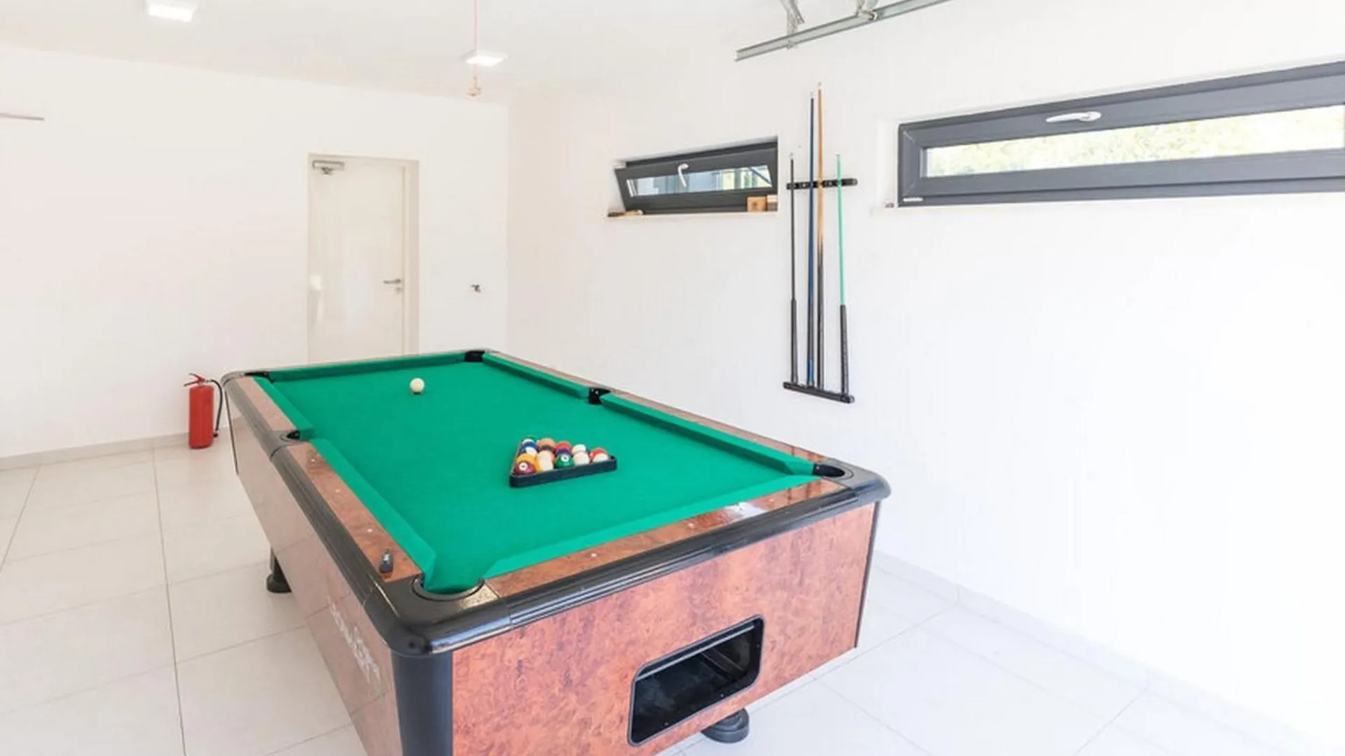 Modern Kastel Villa With Private Pool, Gym, And Large Outdoor Space Kastela