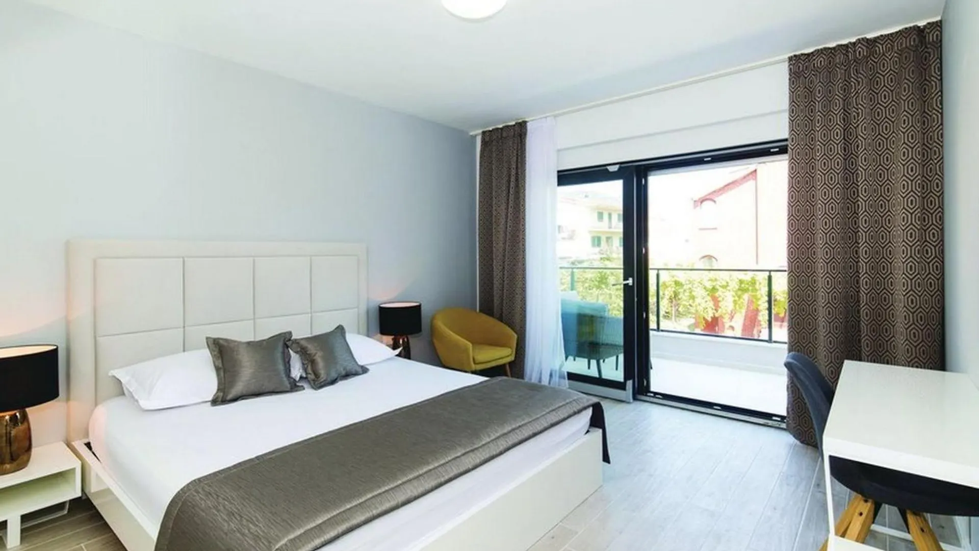Modern Kastel Villa With Private Pool, Gym, And Large Outdoor Space Kastela