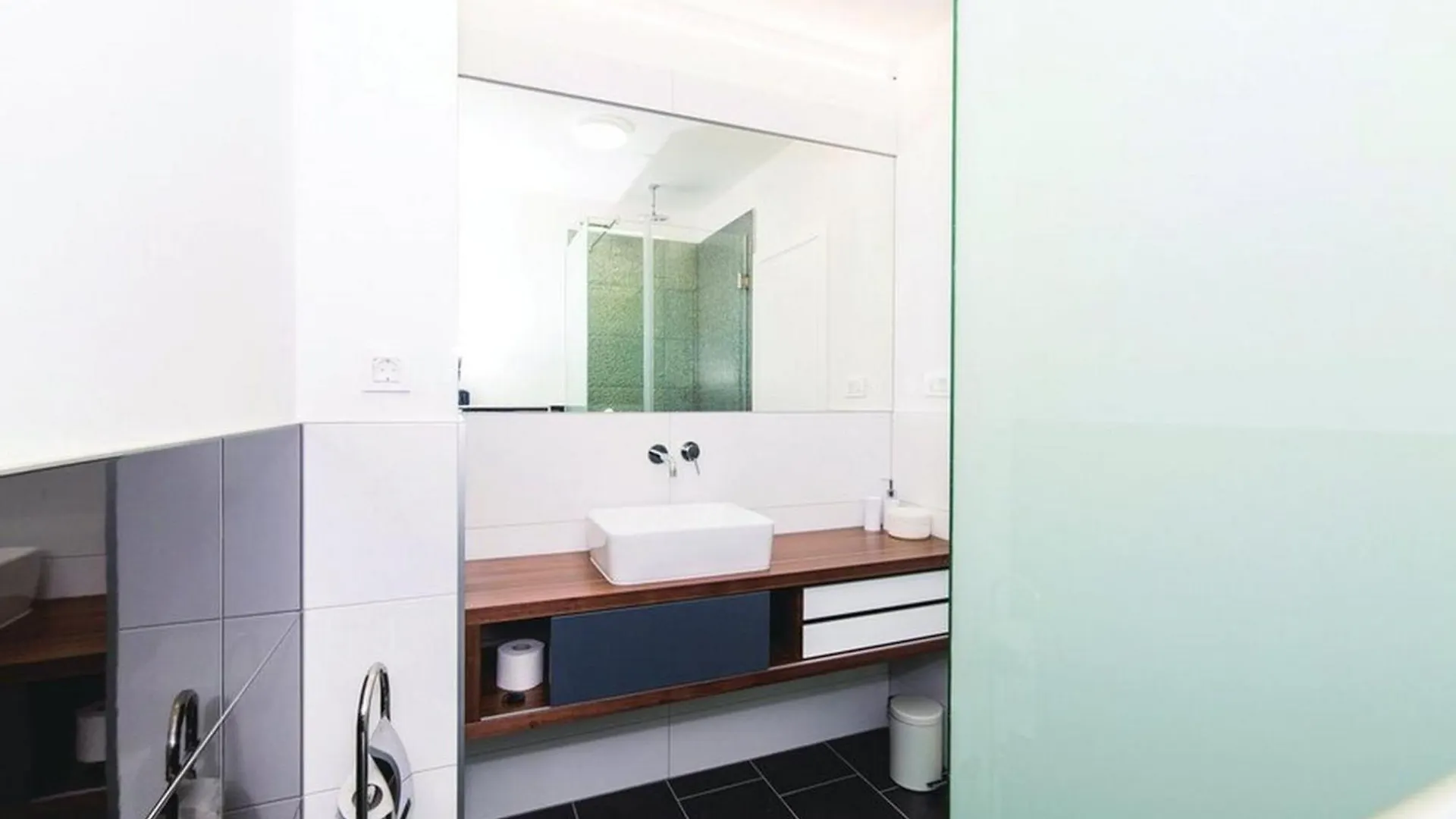 Modern Kastel Villa With Private Pool, Gym, And Large Outdoor Space Kastela